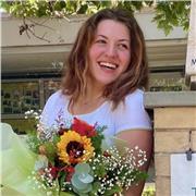 Ragazza diplomata offre aiuto compiti e ripetizioni a Porto San Giorgio